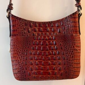 Like new! Brahmin crossbody